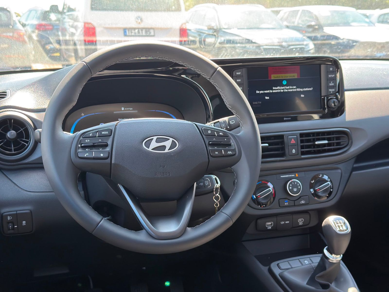 Fahrzeugabbildung Hyundai i10 1.0 Select *Navi*Klima*CarPlay*RFKamera*PDC*
