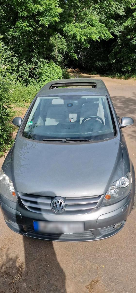 Volkswagen Golf Plus 2005 — engine 140 HP (103kW)