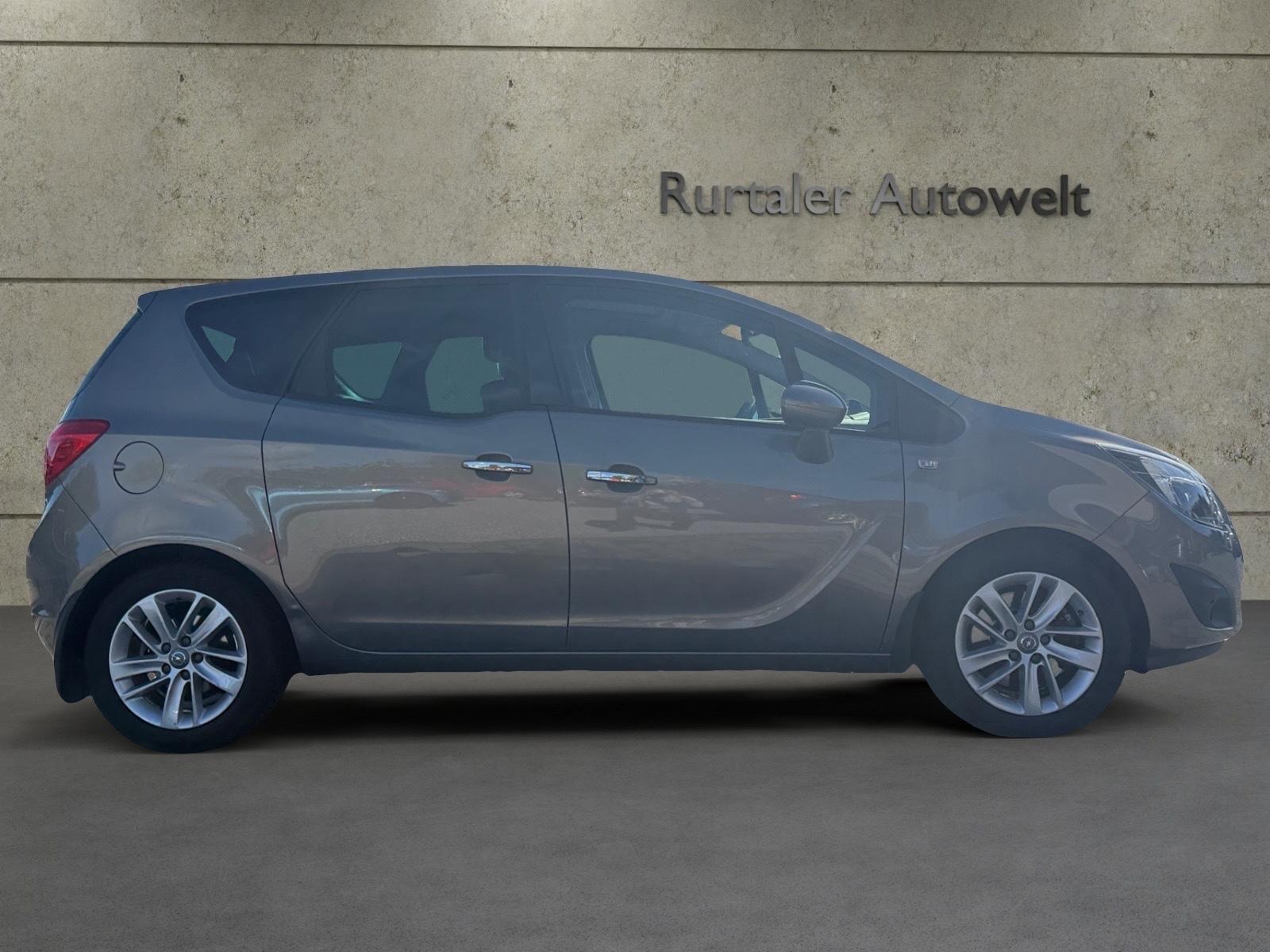 Opel Meriva B Innovation *NAVI*PANO.*SHZ*LKH*PDC*AHK*