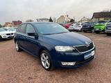 Skoda Rapid Spaceback Cool Edition *1Hand*PDC*Klima* - blaue Skoda Rapid