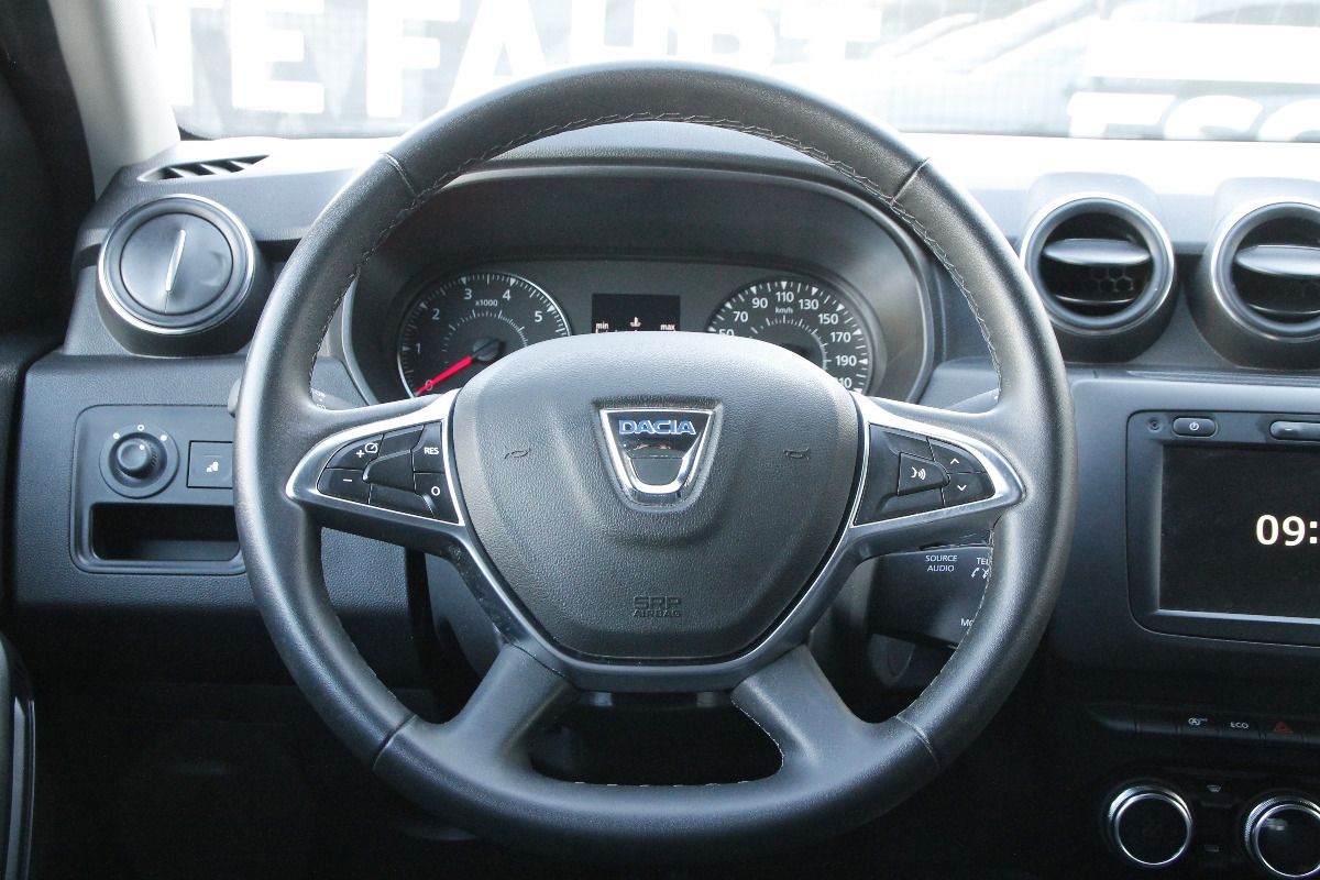 Fahrzeugabbildung Dacia Duster Sondermodell Adventur