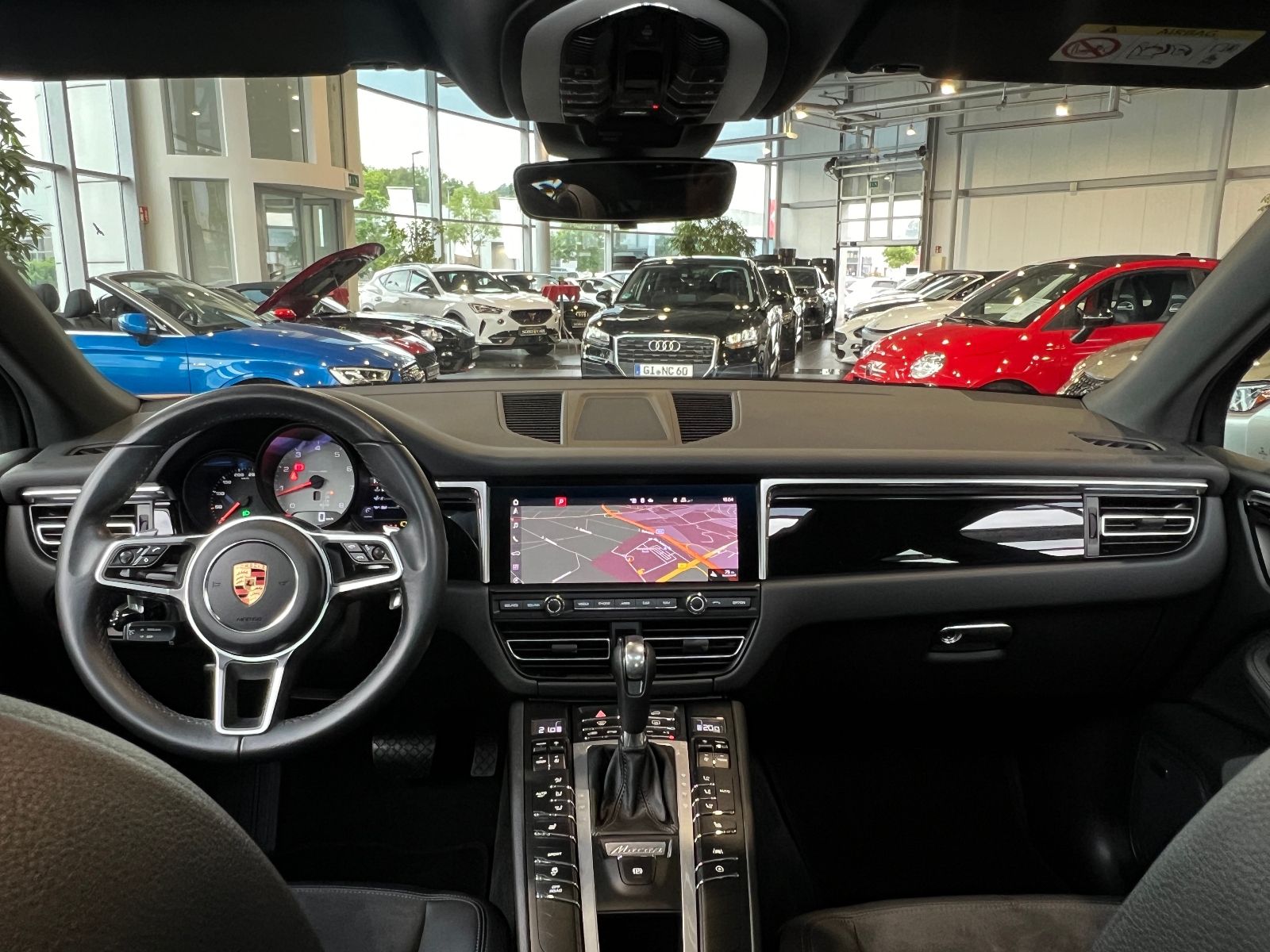 Fahrzeugabbildung Porsche Macan S Allrad PANO NAVI BOSE 21''