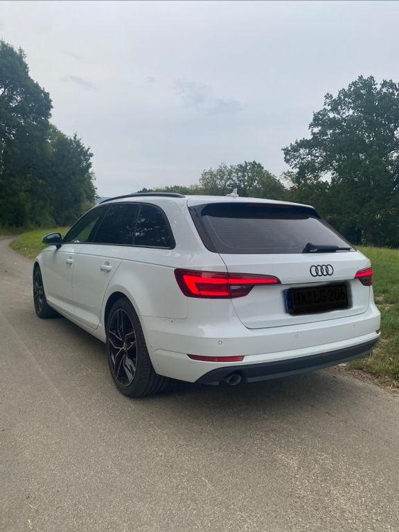 Image of Audi A4