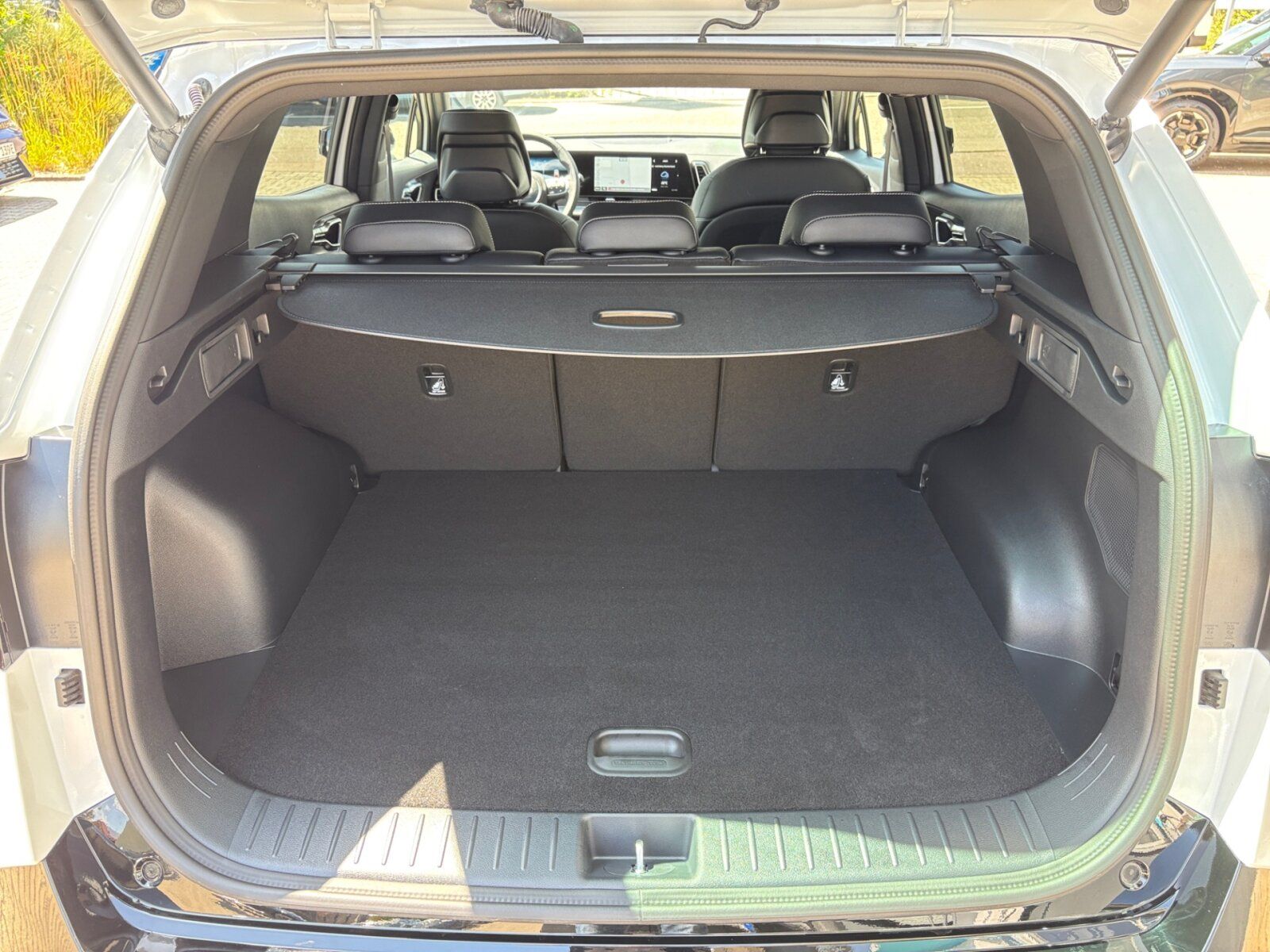Fahrzeugabbildung Kia SPORTAGE 1.6T HEV AWD GT-Line SD GD DRI SOUN LED