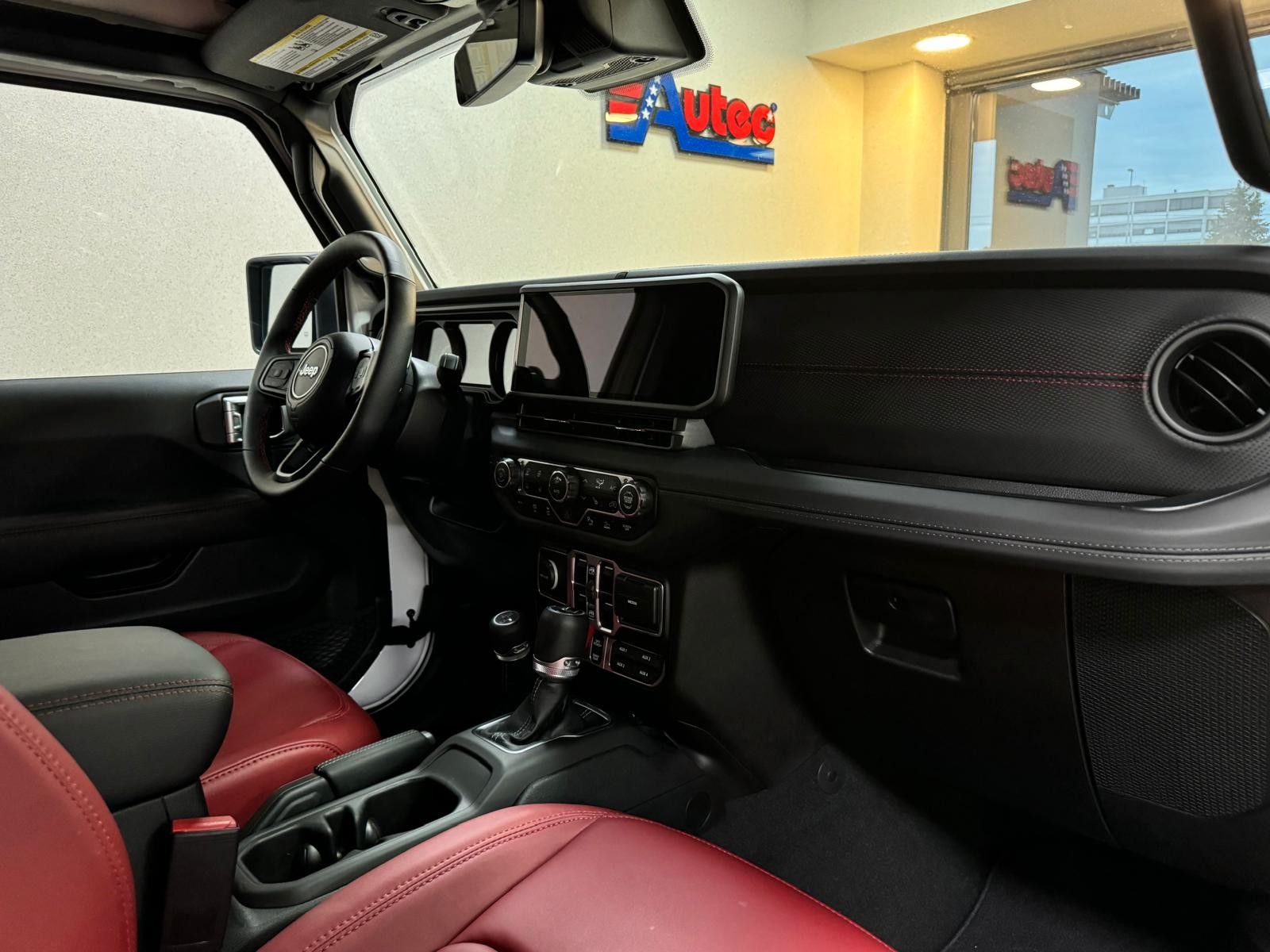 Fahrzeugabbildung Jeep VORFÜHRWAGEN RUBICON 392-6.4L V8-35"-STEEL BPR