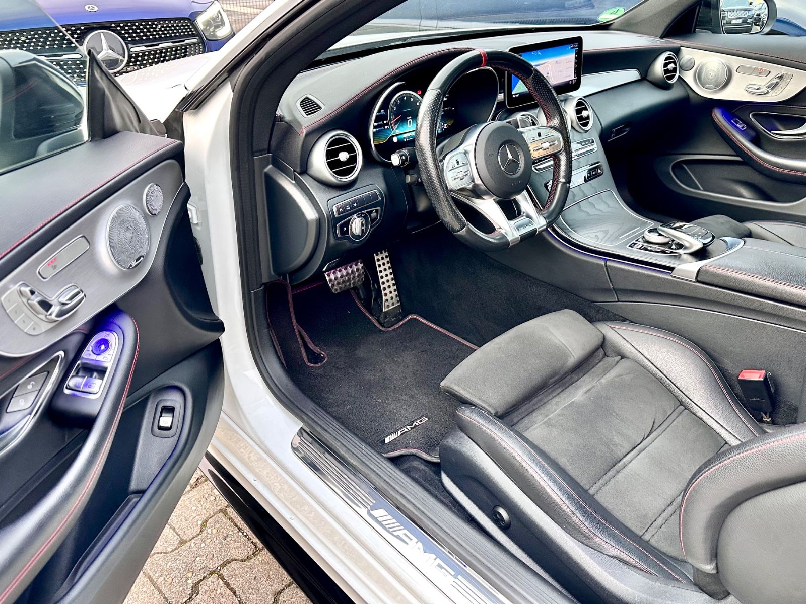 Fahrzeugabbildung Mercedes-Benz C 43 AMG Coupe 4Matic*Burmester+Pano+LED+Memory*