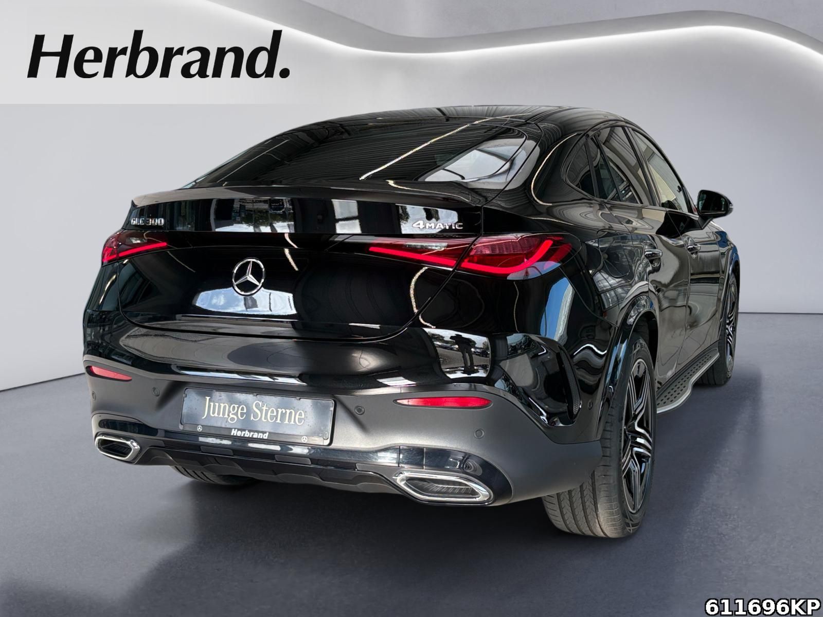 Mercedes-Benz GLC 300 4M AMG Coupé Pano Burmester 360° Night foto 3