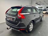 Volvo XC60 Momentum 2WD Android Auto|Me+KAMERA+NAVI+ - Volvo XC60 in Frankfurt (Main)
