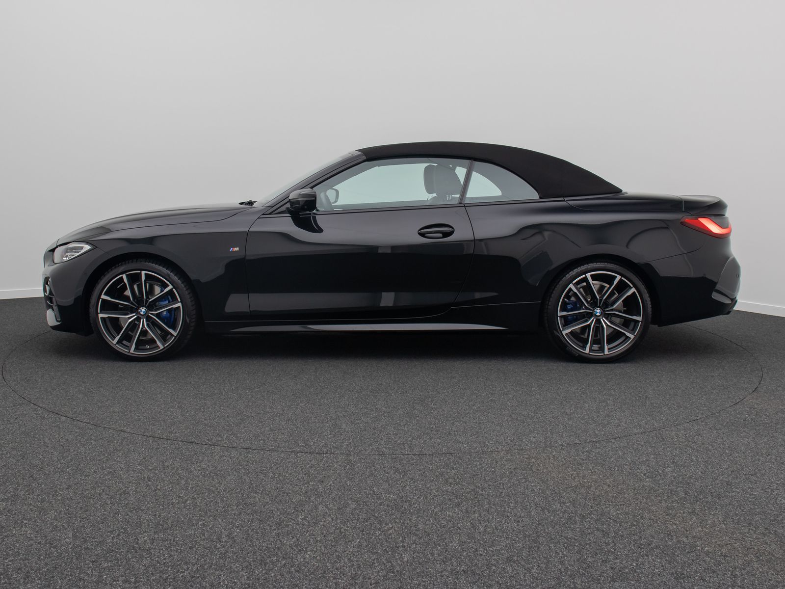 Fahrzeugabbildung BMW M440i xD 360° H/K Komfort HUD DAB Leder 19Zoll