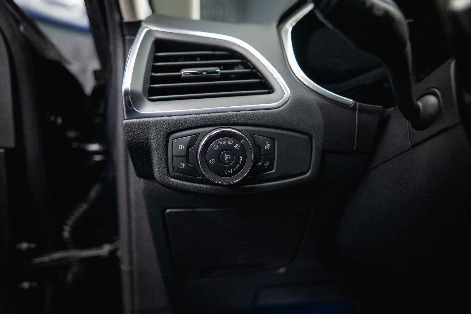 Fahrzeugabbildung Ford S-Max Titanium 2.0 EcoBoost *ACC*Kamera*LED*