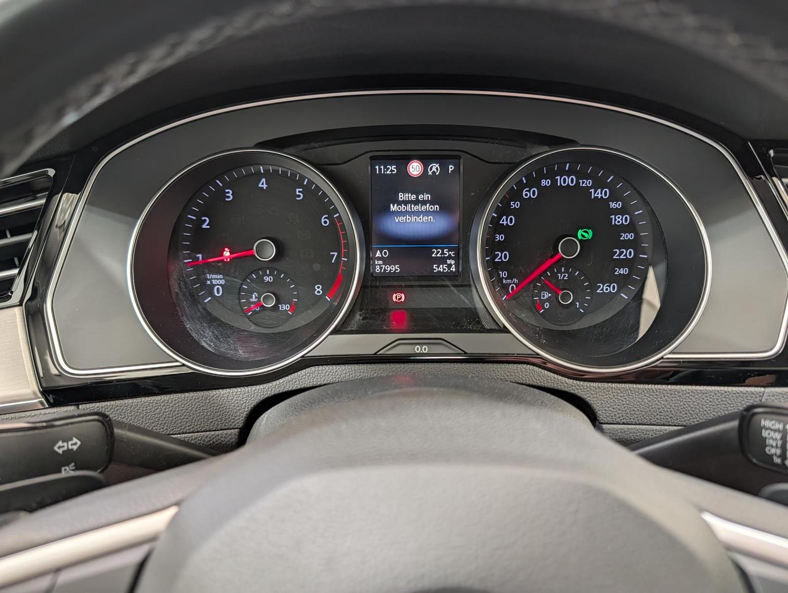 Volkswagen Passat 1.5 TSI DSG R-line ACC LED Pano L, миниатюра 24