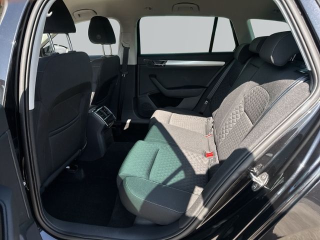 Superb Combi 2.0 TDI Ambition LED+NAVI+RFK+AHK