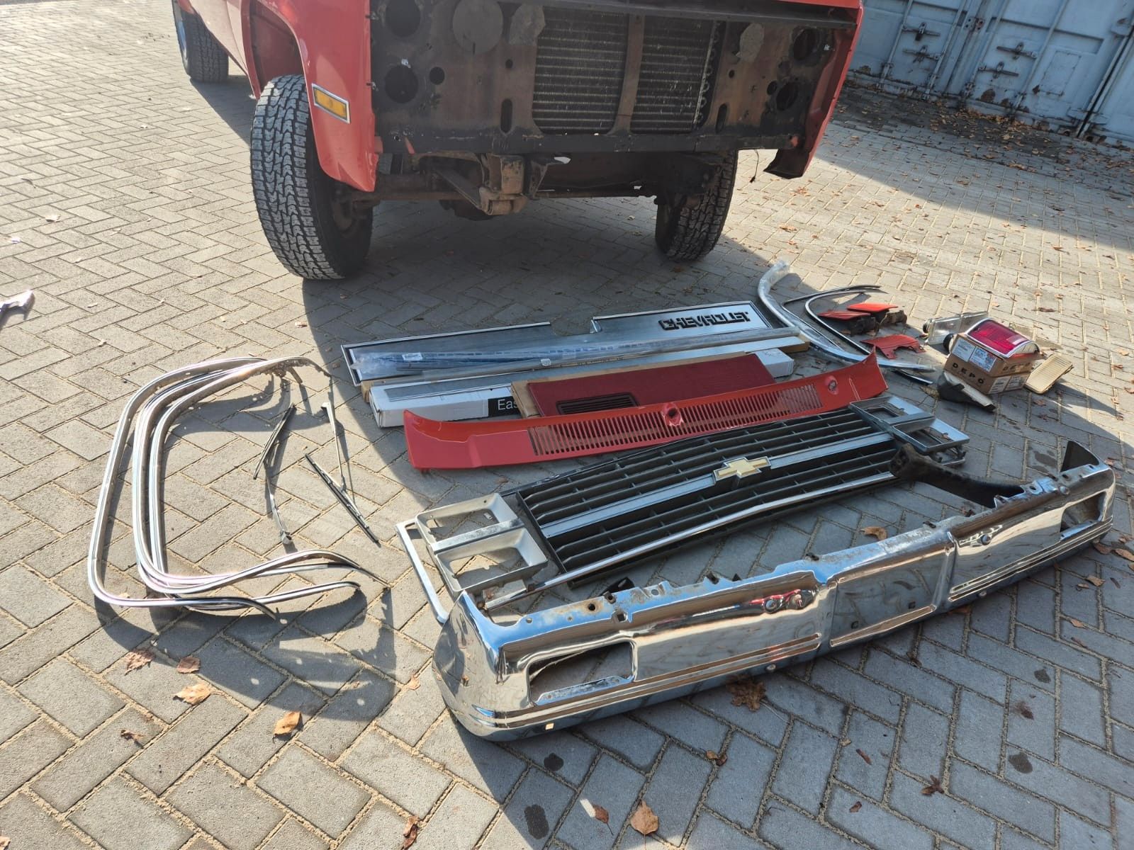 Fahrzeugabbildung Chevrolet K10 Silverado 1/2-ton Pickup 5,0 Small Block