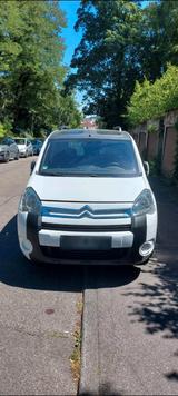 Citroën Berlingo 1,6l Benziner - Citroën Berlingo Gebrauchtwagen in Stuttgart