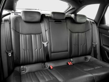 Audi A6 - 5