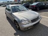 Mercedes-Benz C 200 Lim Kompressor - gebrauchte Mercedes-Benz C 200 aus dem Jahr 2003