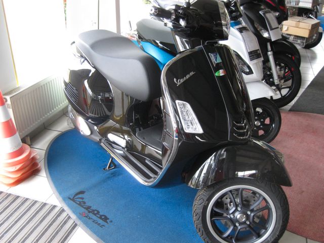 Vespa GTS 300 Super