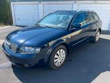 Audi A4 B6 2.0*TÜV*KOMBI*2.HAND* - Audi A4 aus 2004: Kombi