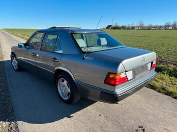 1992 Mercedes-BENZ C 180 — фото 4