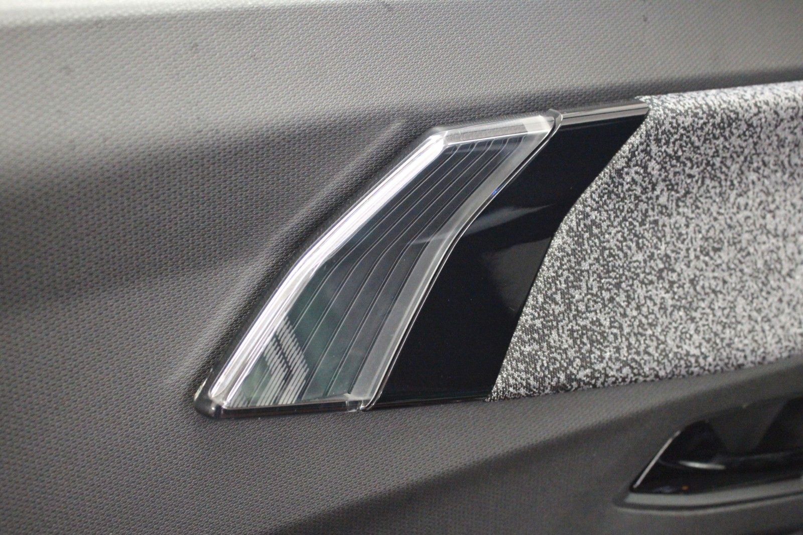 Fahrzeugabbildung Renault Clio VI TCe 115 Techno*Winter-Paket* #15688