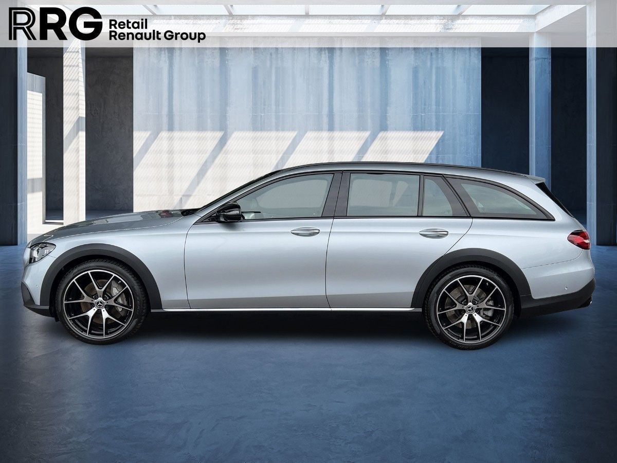 Mercedes-Benz E 450 450 T All-Terrain Avantgarde 4Matic imagem 2
