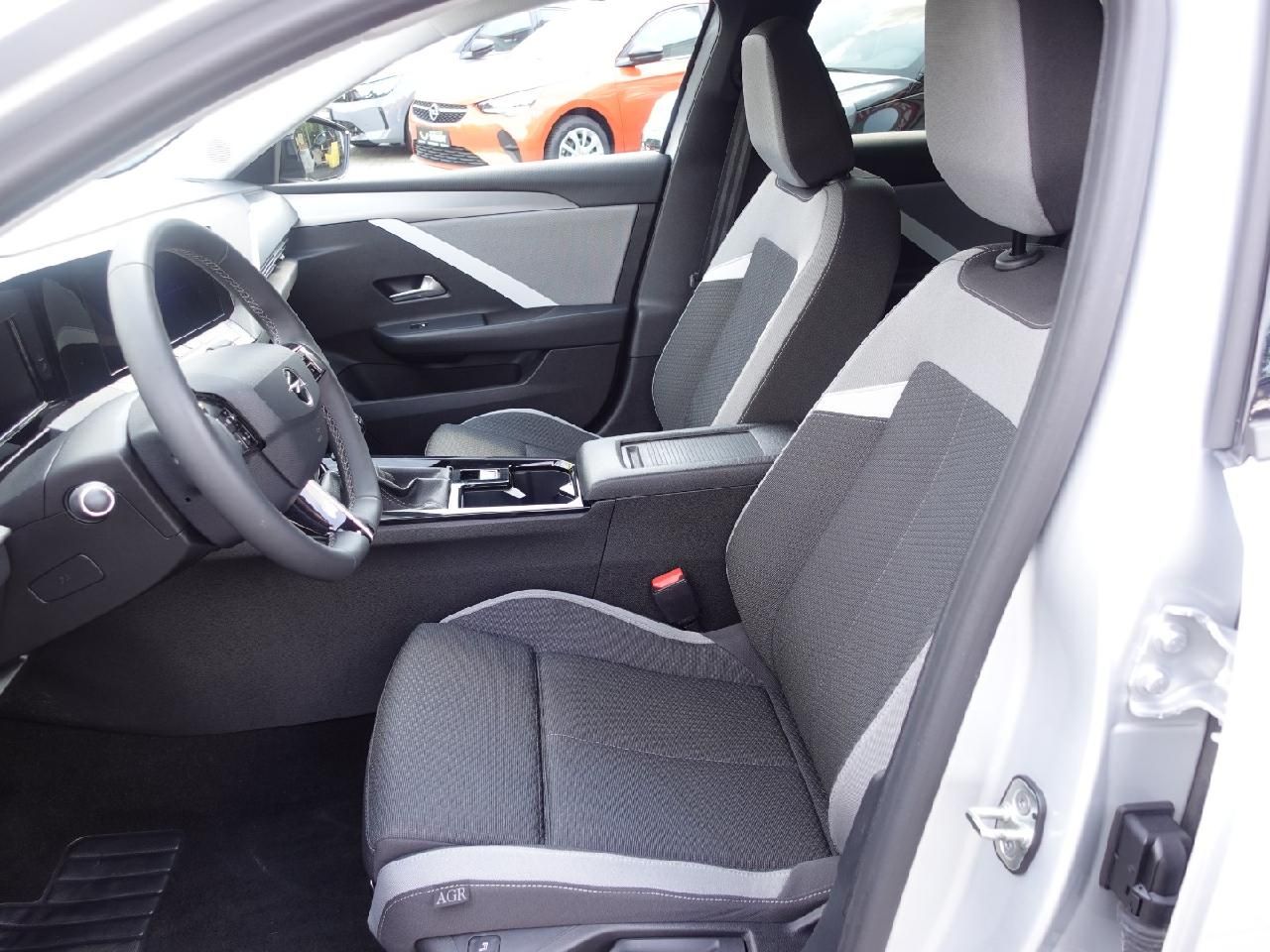 Fahrzeugabbildung Opel Astra L Sports Tourer 1,2 Enjoy