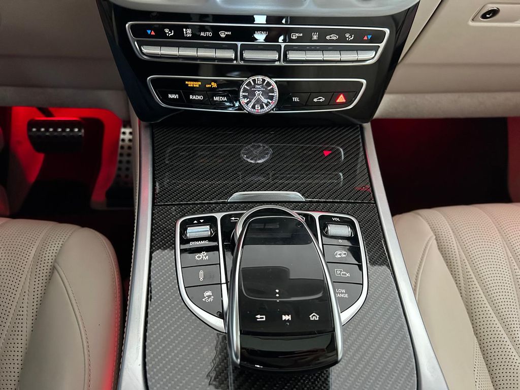 Mercedes-Benz G 63 AMG NIGHT*BURM*STANDH*360°*MEMORY*ESSD*AHK*