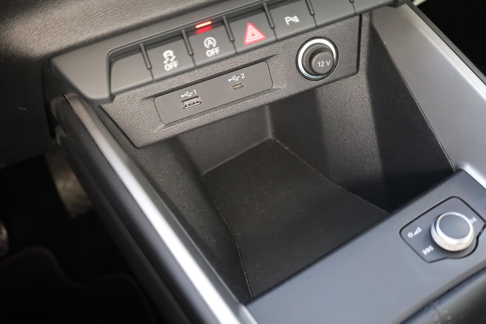 Audi A1 Sportback 25 TFSI App-Connect Sitzheizung PDC, миниатюра 24