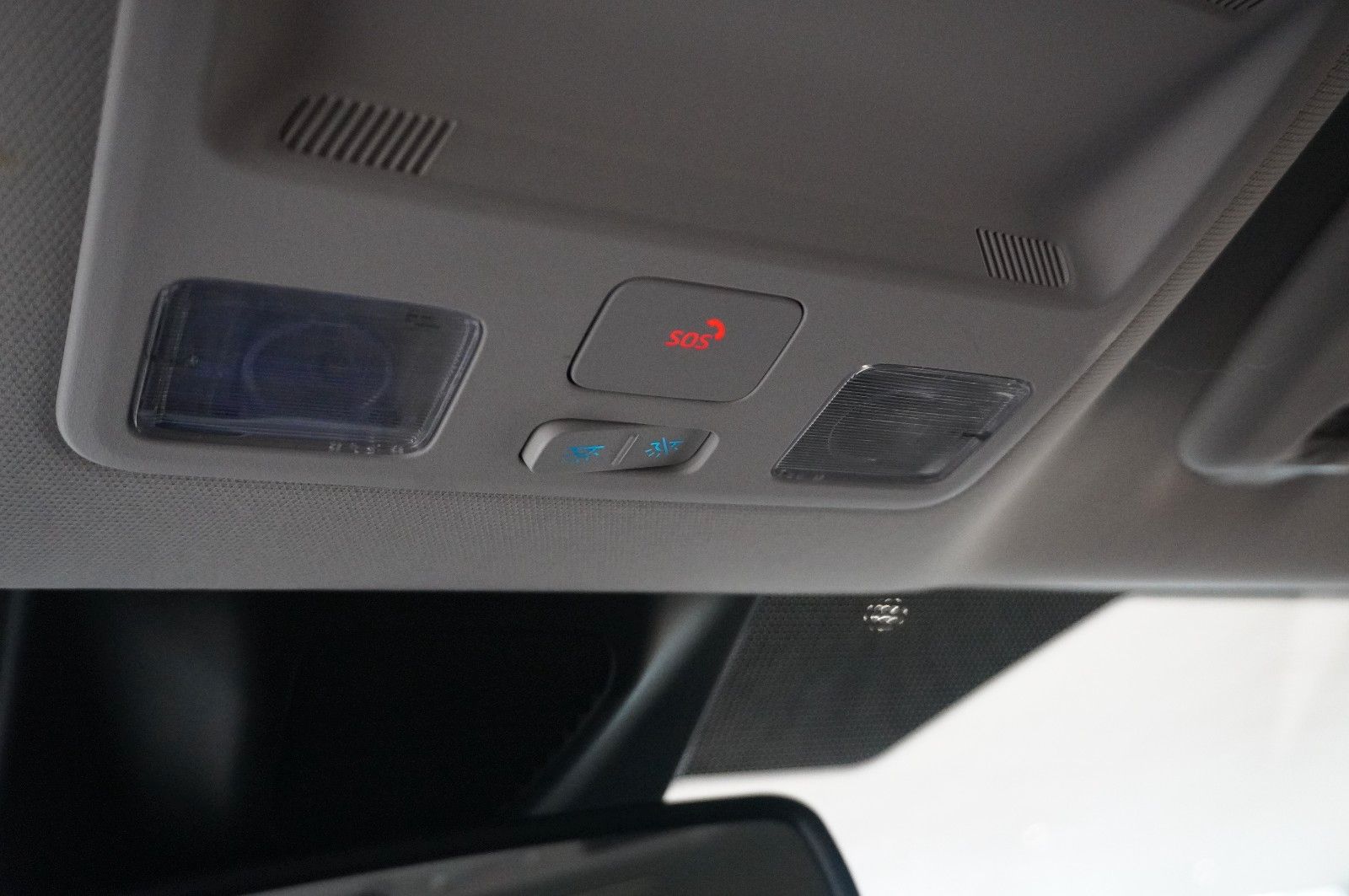 Fahrzeugabbildung Ford Focus Turnier  1.0 TITANIUM X NAVI/LED/KAMERA/SH