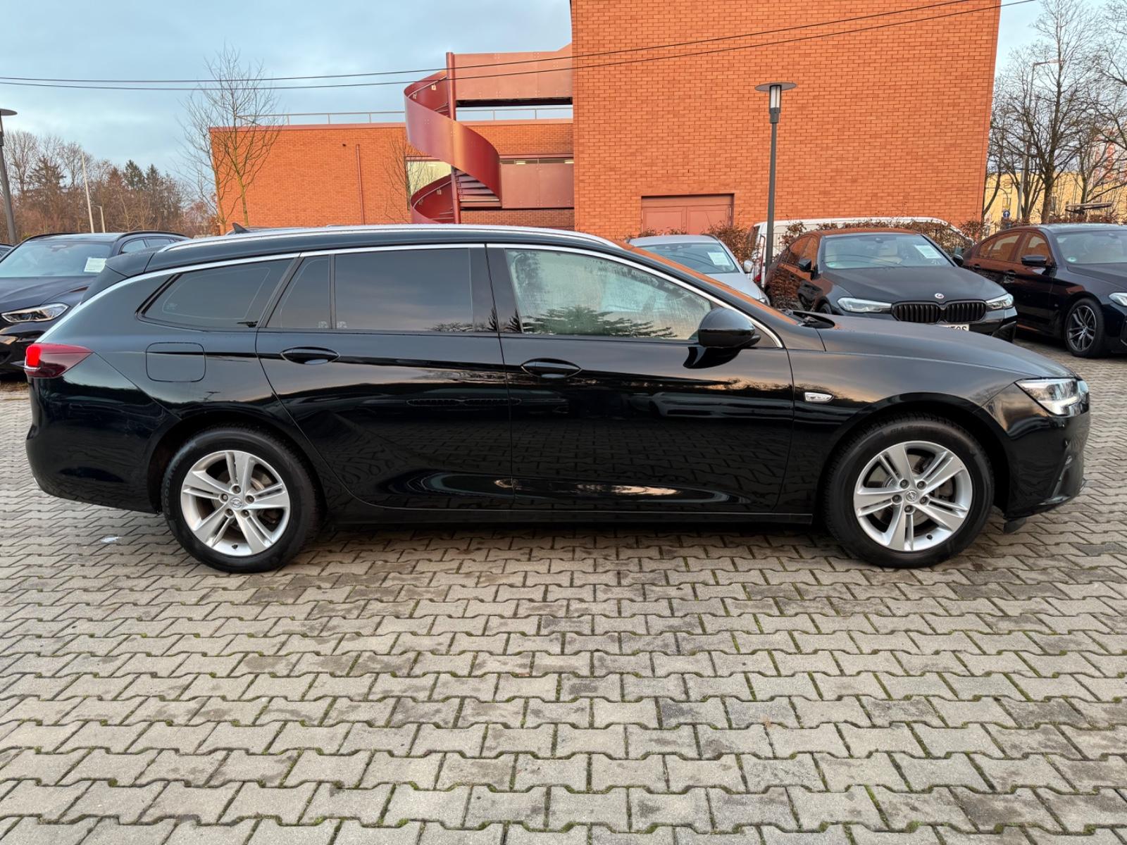 Opel Insignia B Sports Tourer Business