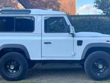 Land Rover Defender 90 Td4 Station Wagon SE SE - gebrauchte Land Rover Defender aus dem Jahr 2010