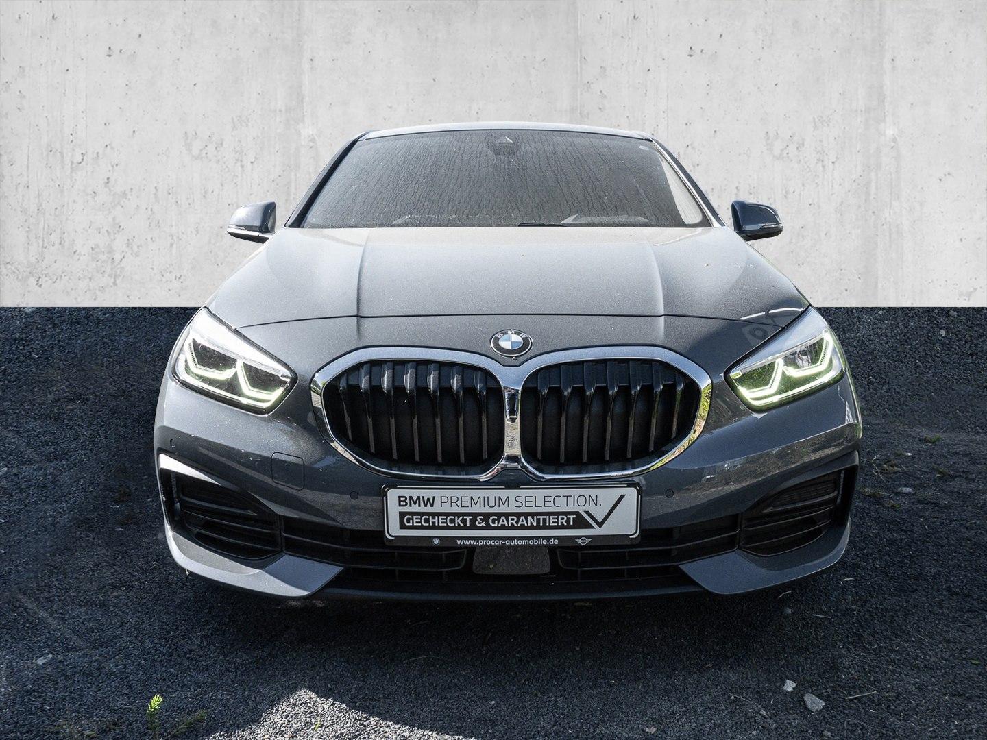 BMW 118i PANO NAVI LED PDC V+H DAB Tempomat Klima