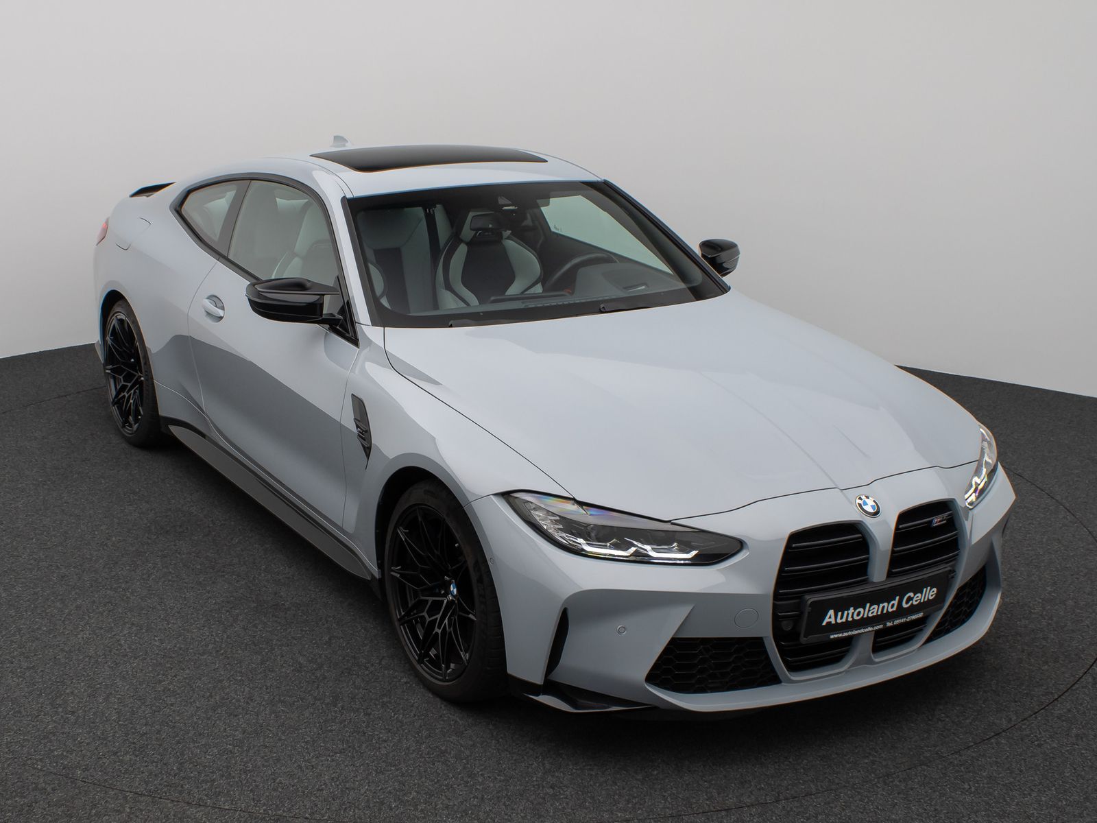 Fahrzeugabbildung BMW M4 xD Coupé Competition Kamera Glasdach HUD H/K