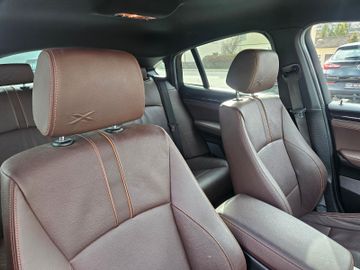 BMW X4 - 10