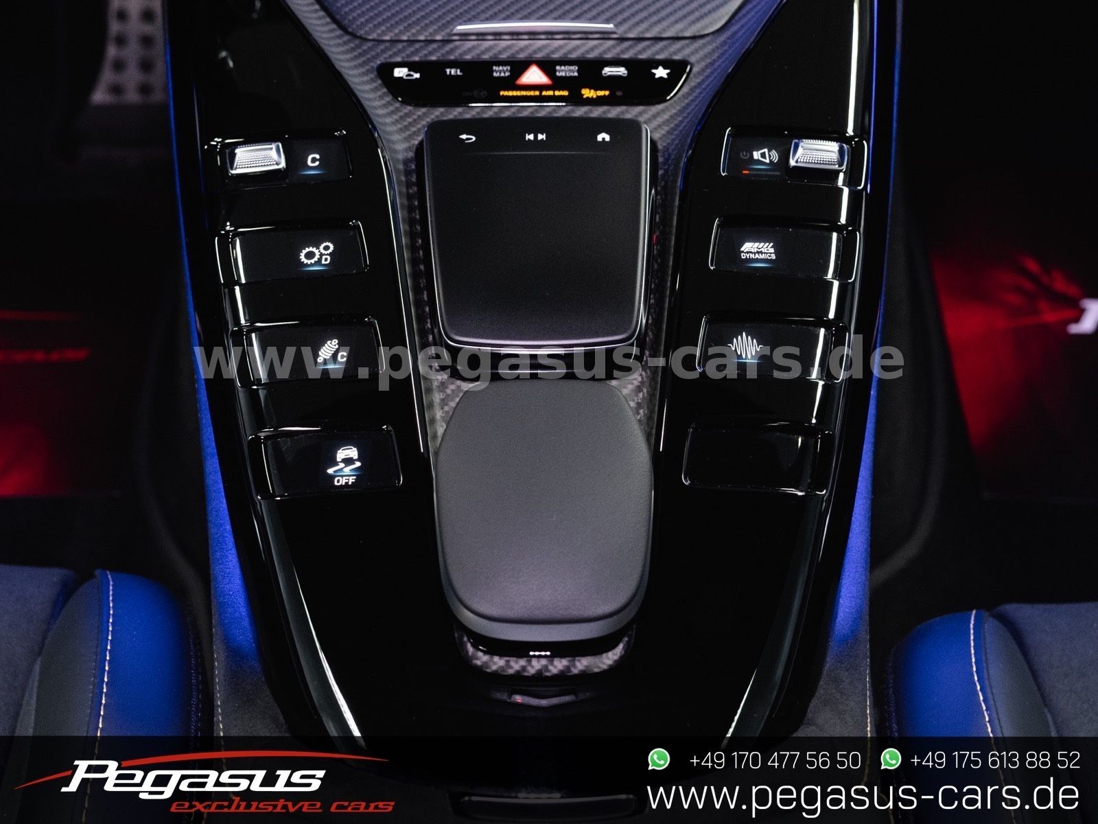 MERCEDES-BENZ AMG GT - 47