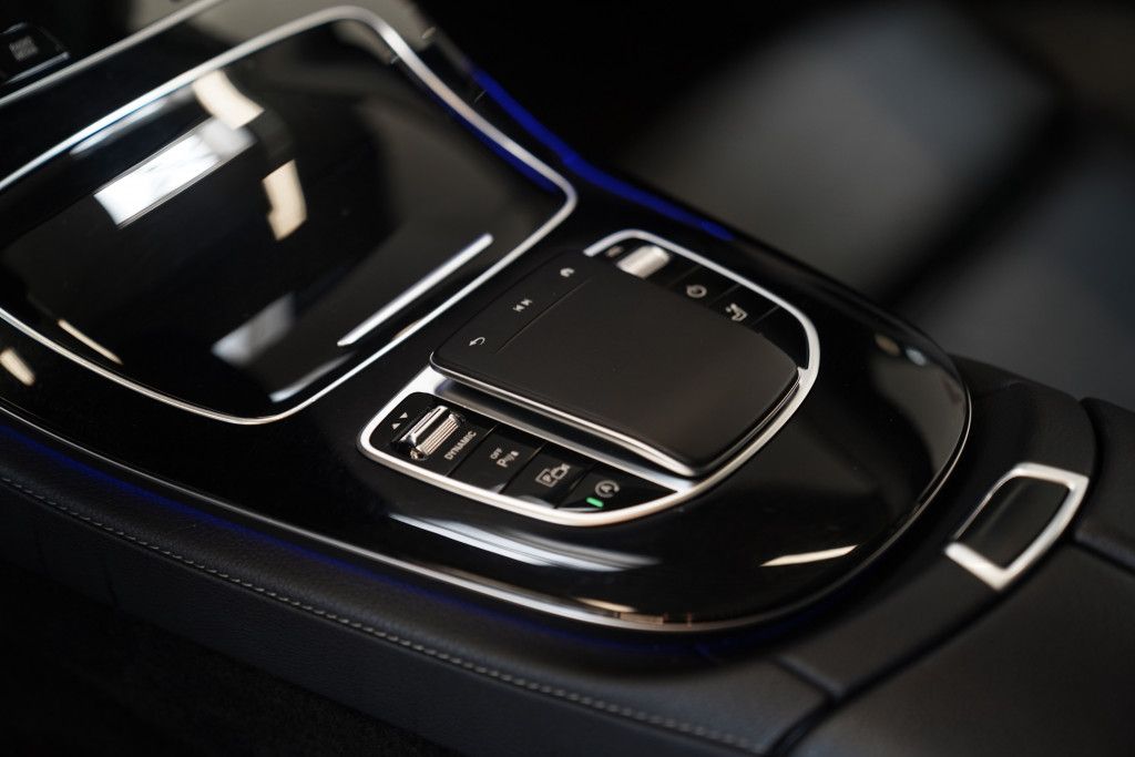 Mercedes Benz E 220