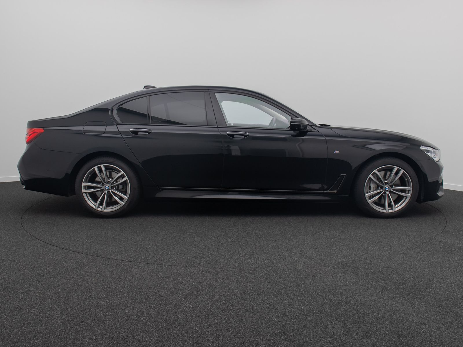 Fahrzeugabbildung BMW 750d xD M Sport 360&deg; Massage FondEnt Laser Voll