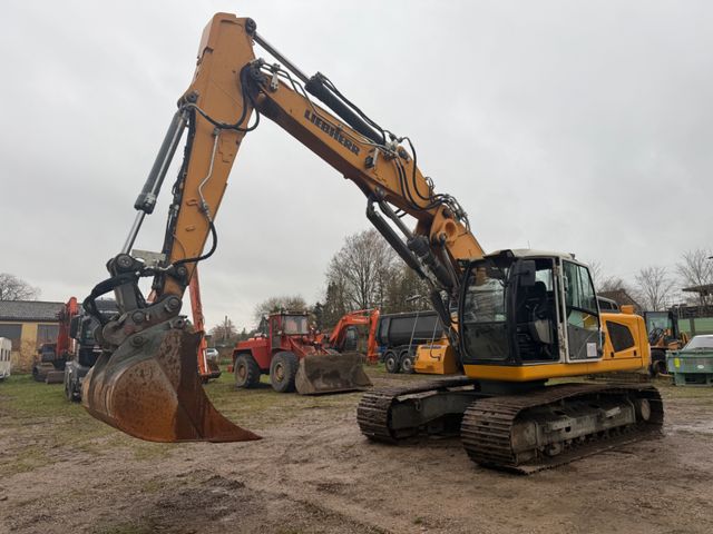 Liebherr R922 SLC Litronic/Kettenbagger/Schaufel