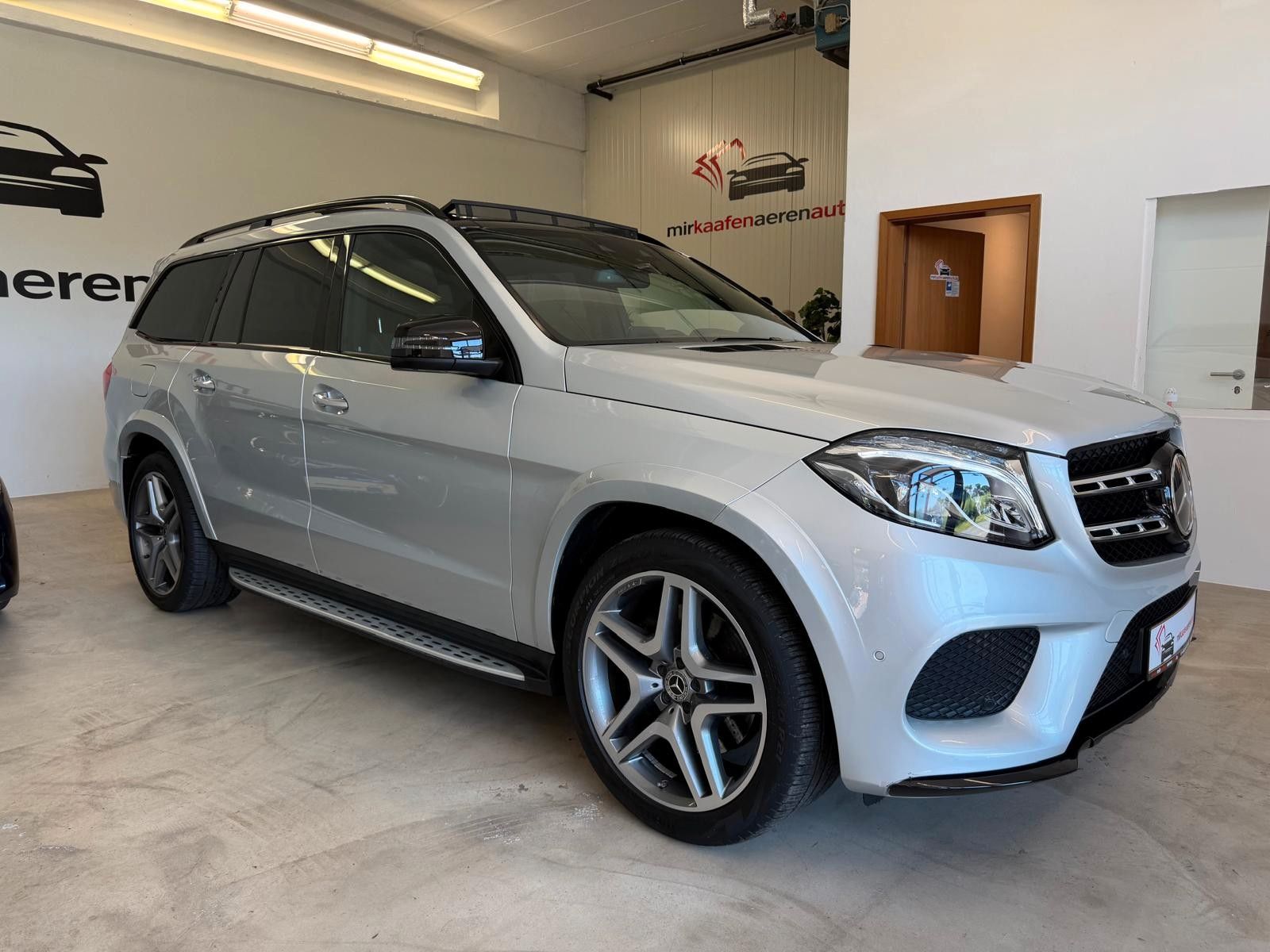 MERCEDES-BENZ GLS 400 4Matic AMG-Line*PANO*360°KAM*7-SITZER*