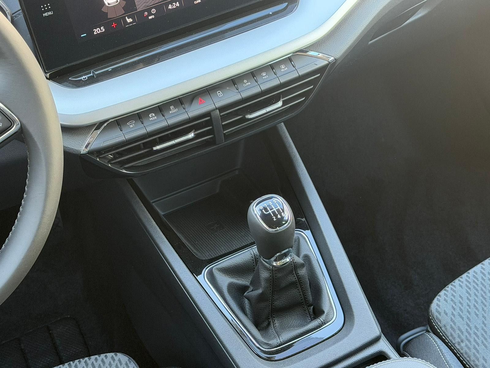Fahrzeugabbildung SKODA Octavia Combi 2.0 TDI CLEVER *NAVI*ACC*KESSY*BT*