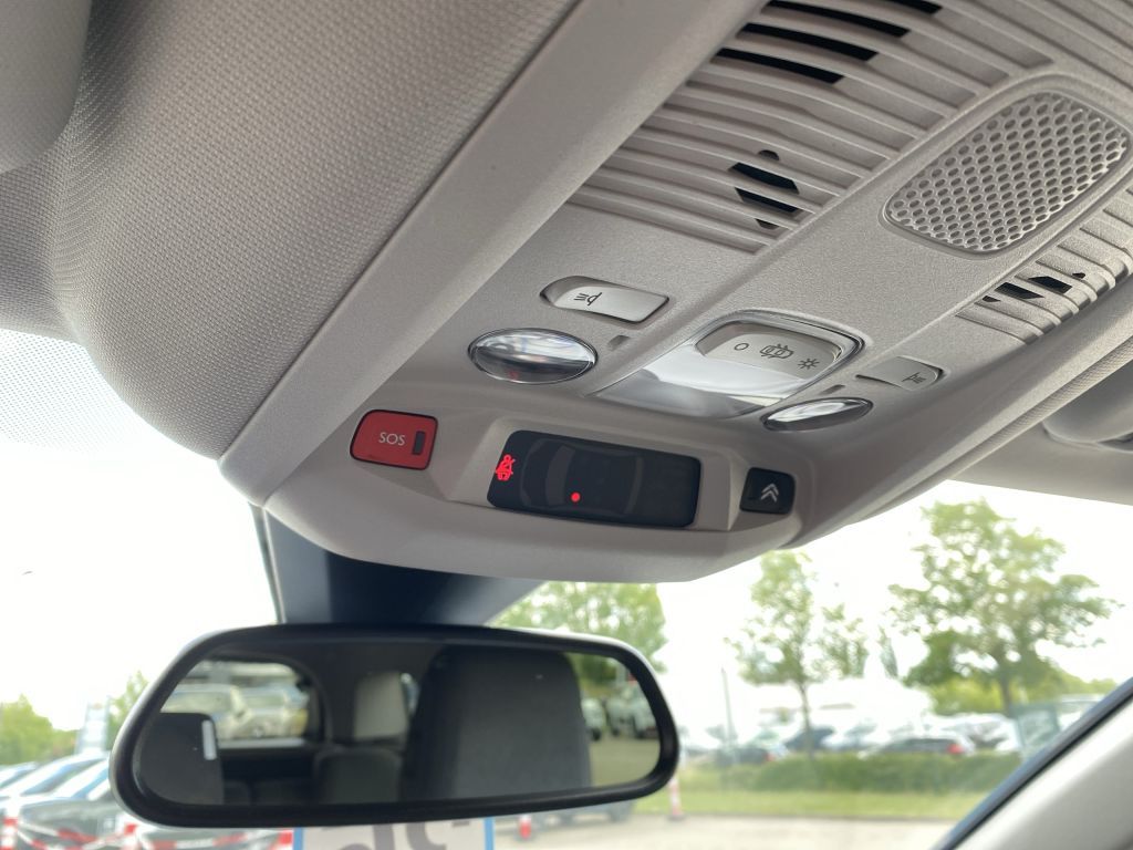 Fahrzeugabbildung Citroën C5 Aircross PT 180 S&S *Automatik* SHINE *AZV*