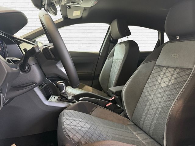 Fahrzeugabbildung Volkswagen Polo R-Line 1,0 l TSI 7-Gang-DSG KLIMA LED