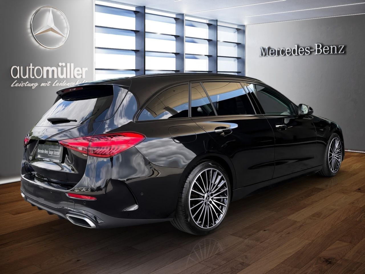 Fahrzeugabbildung Mercedes-Benz C 180 T AMG+NIGHT+KOMFORT-PLUS+LENKRADHEIZ+19''+