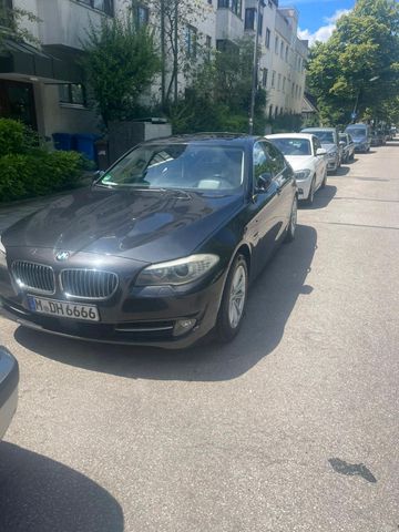 BMW 528i Benzin Automatik