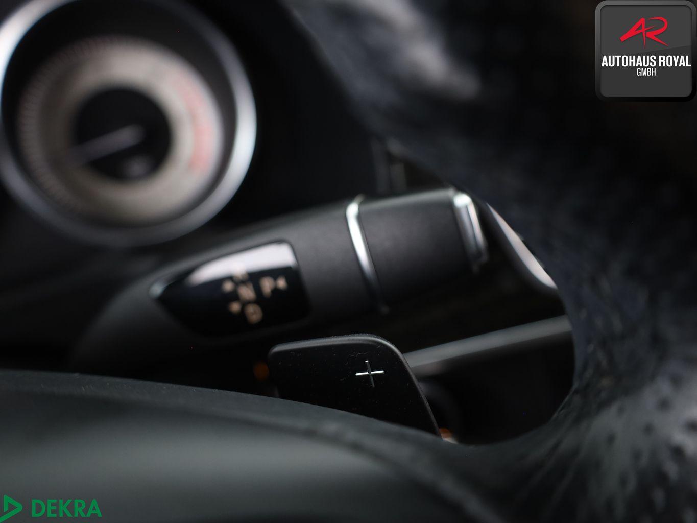 Mercedes-Benz E 220 d AVANTGARDE COMAND,LED-ILS,TEMPOMAT,SH