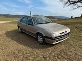 Renault R19 TÜV bis März 2026 / 1. Hand - Renault Gebrauchtwagen von 1993