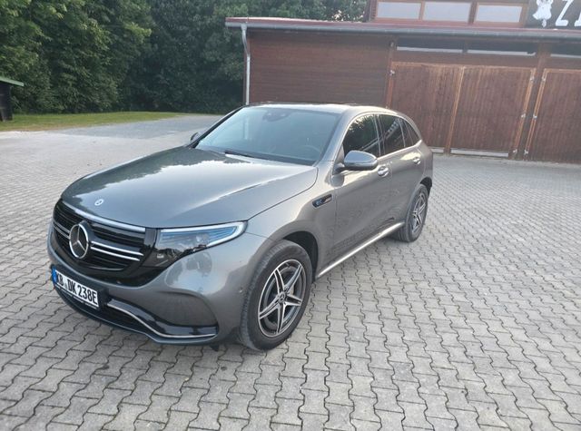 MERCEDES-BENZ EQC 400 4MATIC AMG Line AMG Line