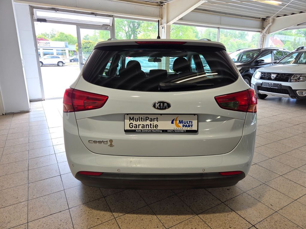 Kia cee'd Sporty Wagon cee'd Sportswagon FIFA World Cup Edition – Ansicht 6
