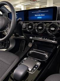 صورة مصغرة 14 لـ 2018 Mercedes-BENZ A 220