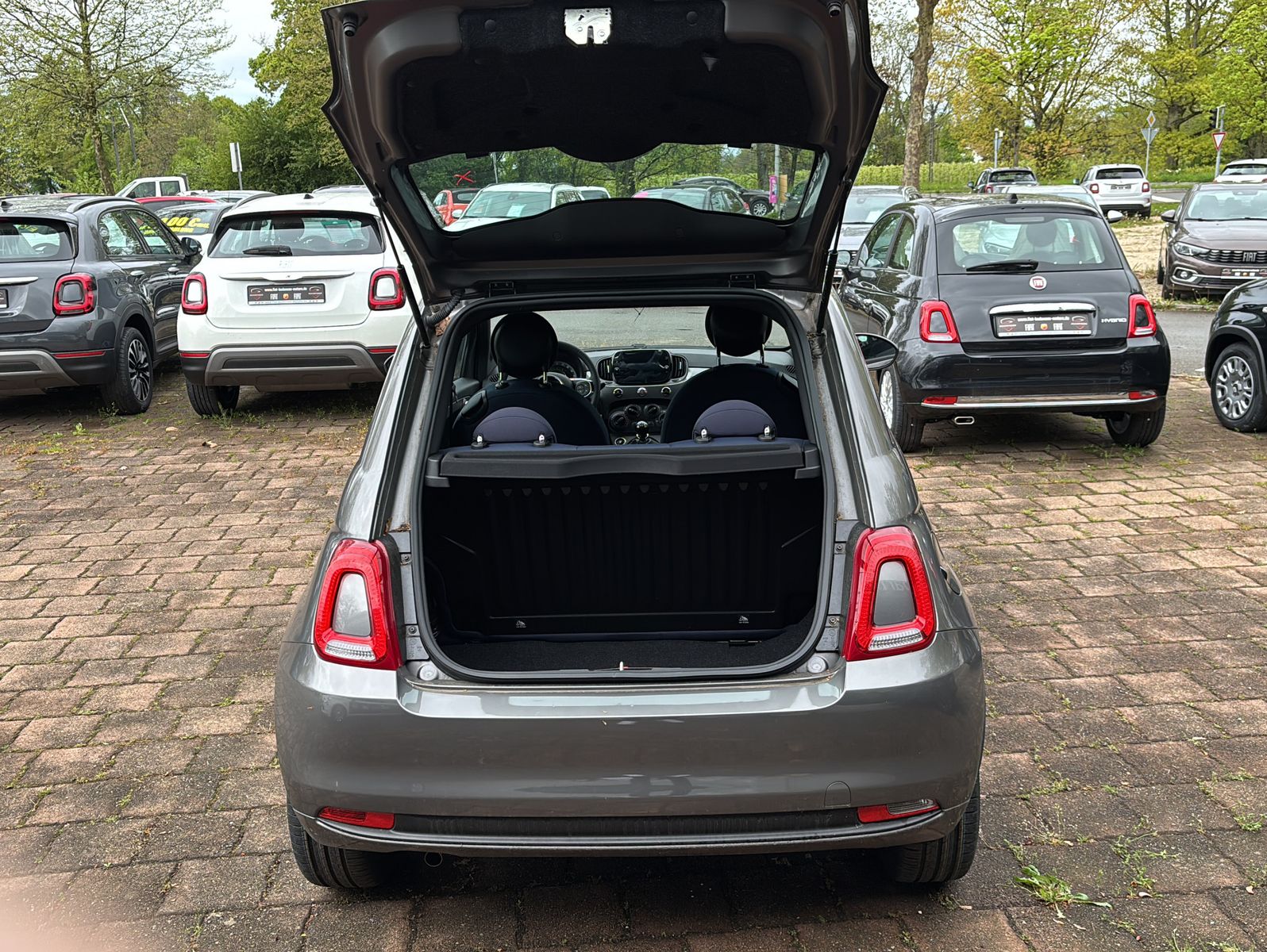Fahrzeugabbildung Fiat 500 1.0 Hybrid Club